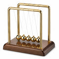 Newton Pendel Schreibtischdekoration Gold mit 5 Kugeln